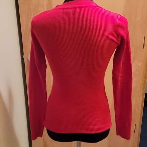 NWOT Elegant Red Women's Top sz L/XL - Picture 3 of 7